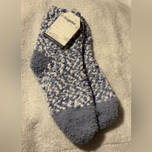 Snugadoo Plush Ankle Socks Blue & White Popcorn Soft Lounge